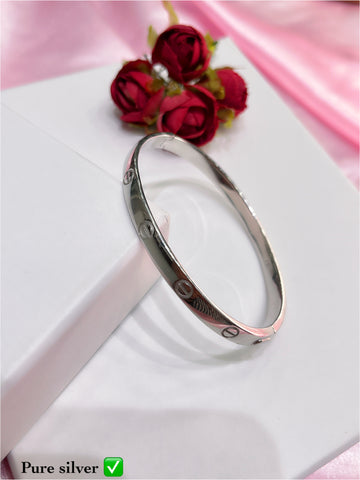 PURE SILVER BRACELETE
