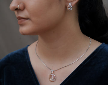 PURE SILVER CHAIN PENDENT