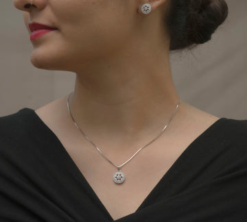 PURE SILVER CHAIN PENDENT