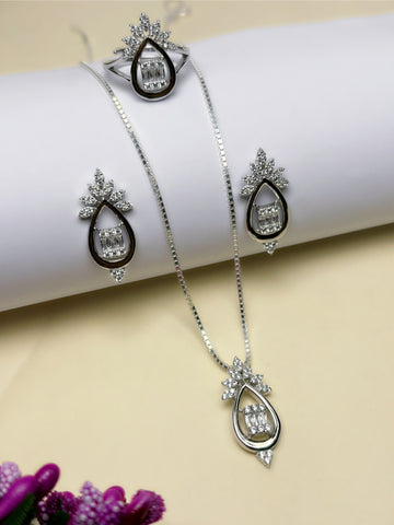 Chain pendent set