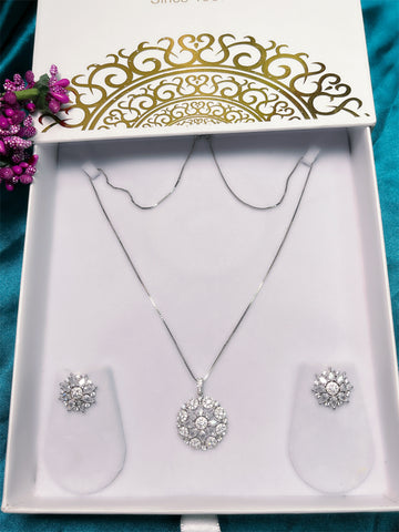 Silver Chain Pendent Set