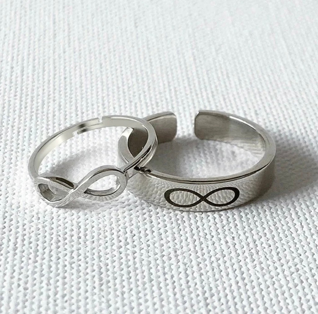 Silver couple ring