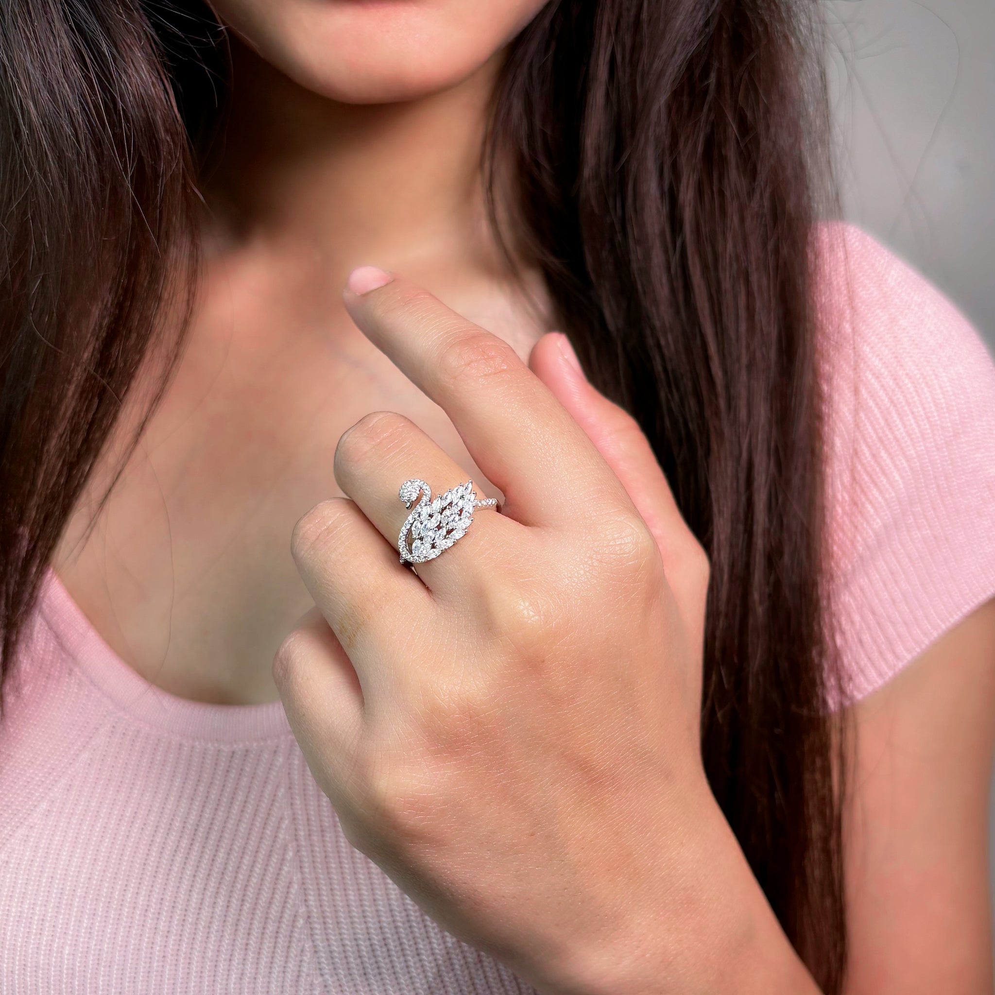 Silver swan ring