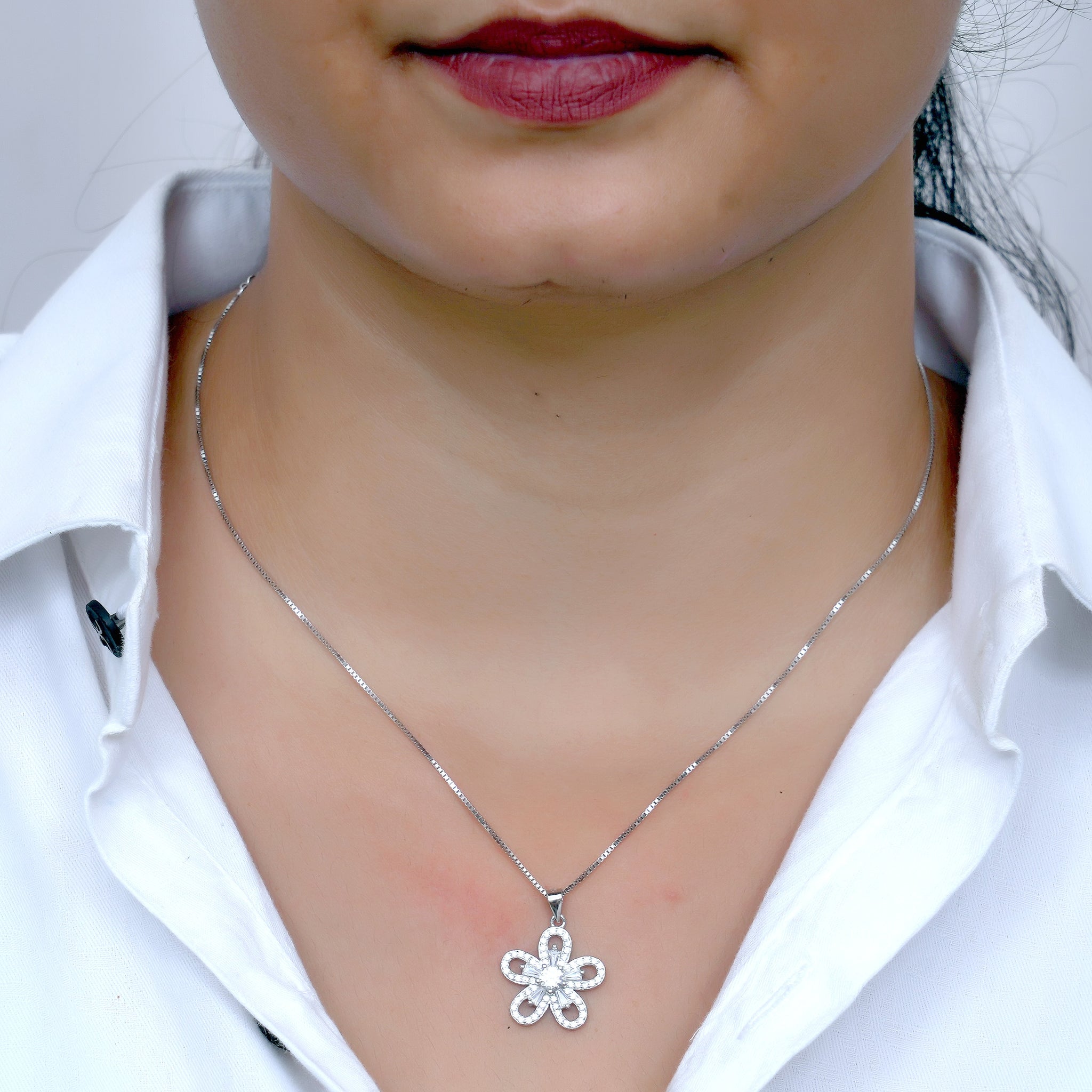 PURE SILVER CHAIN PENDENT