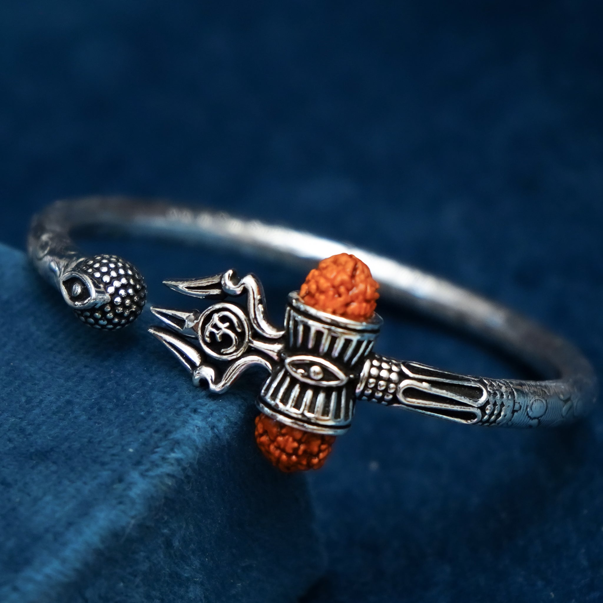 PURE SILVER RUDRAKHSH KADA