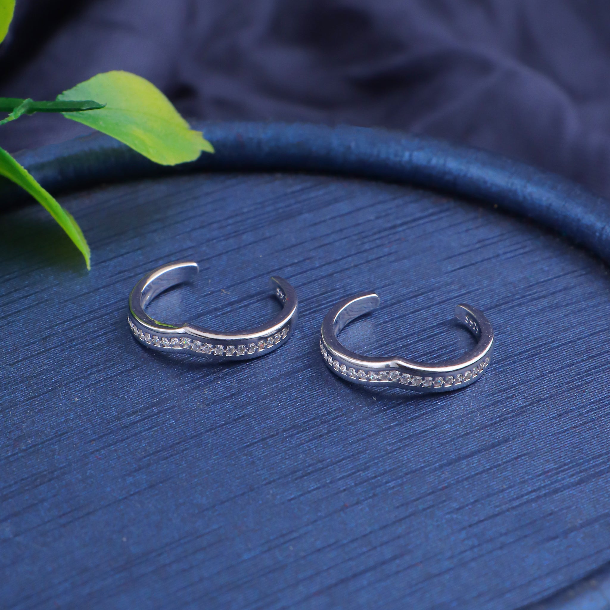 PURE SILVER TOERING