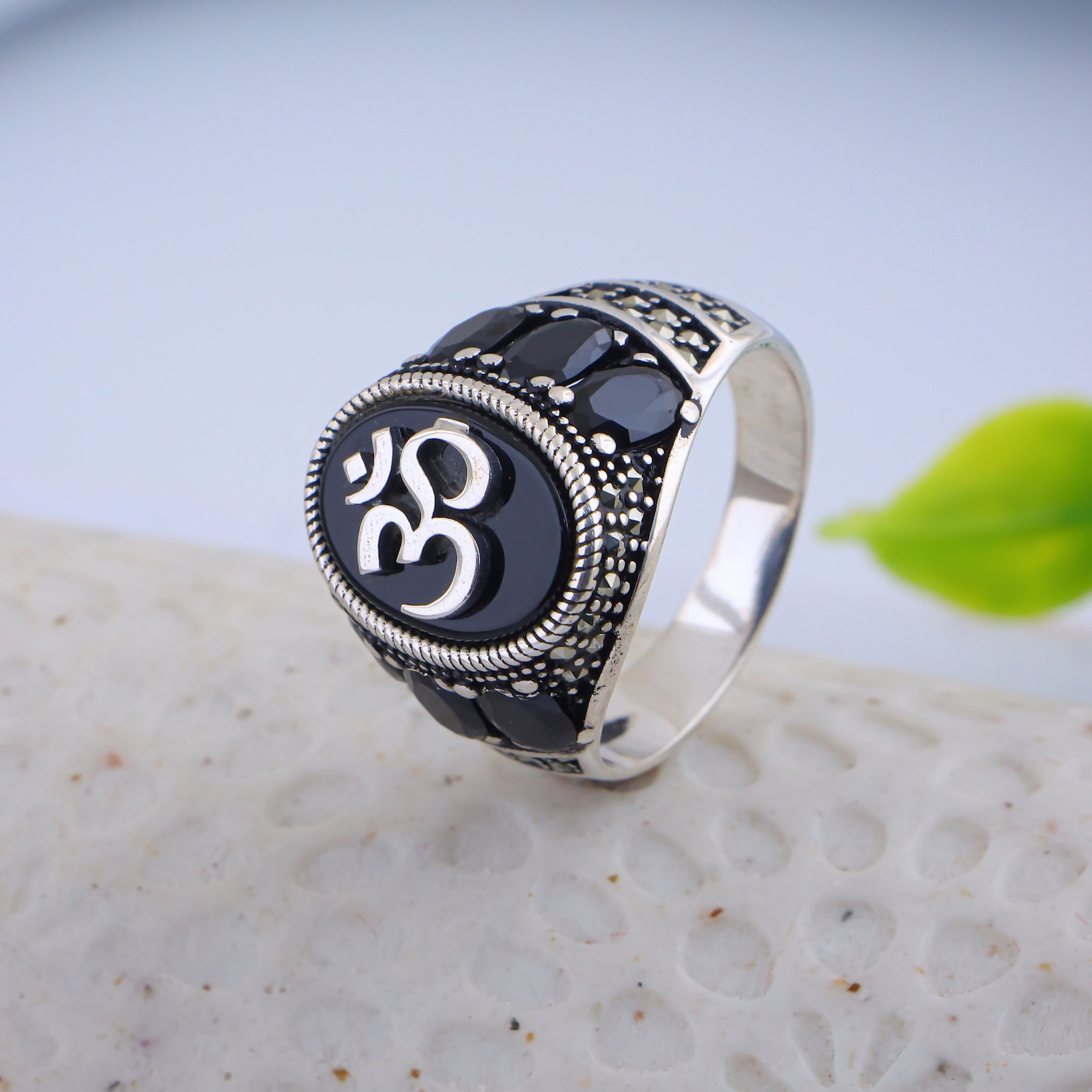 PURE SILVER MENS RING