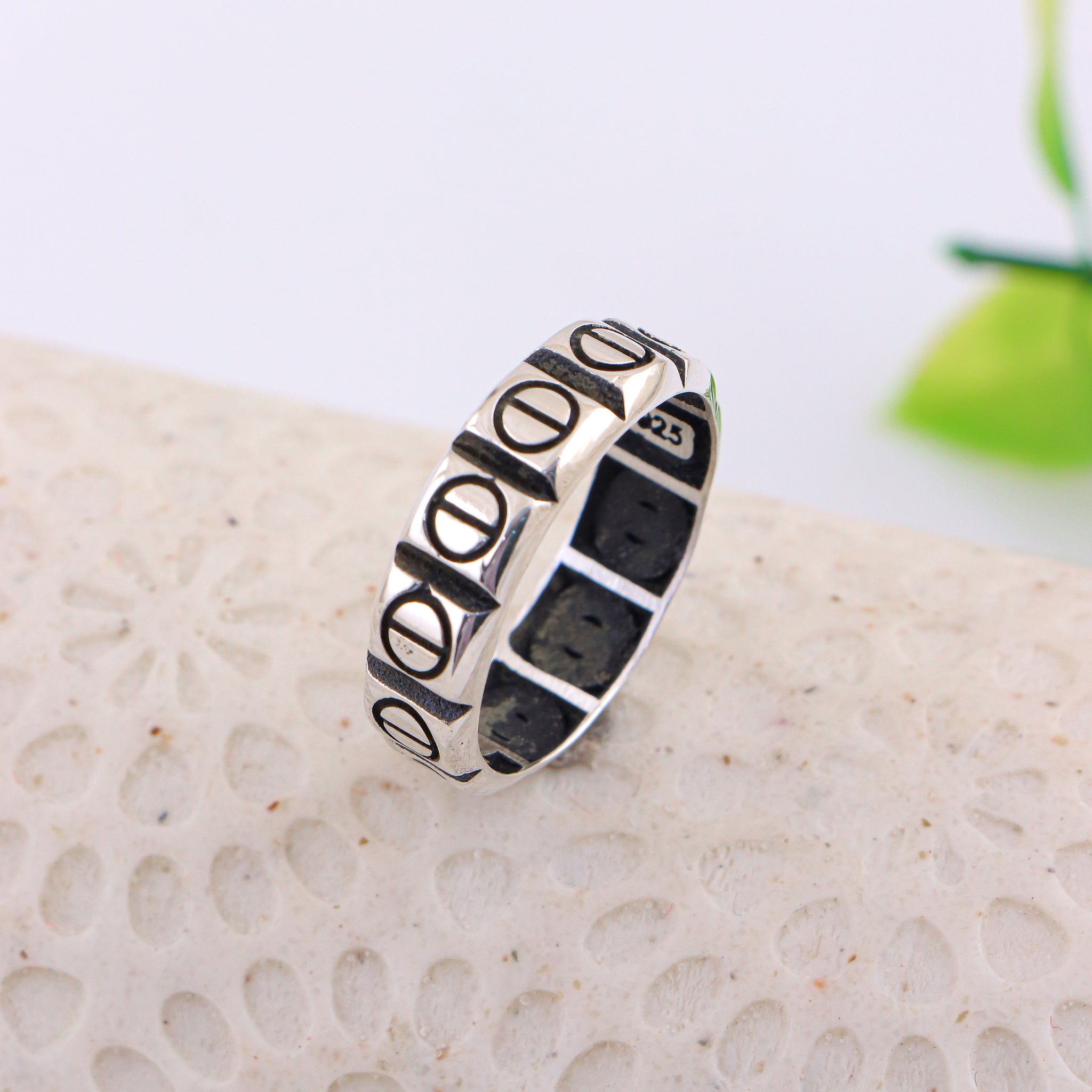 PURE SILVER MENS RING