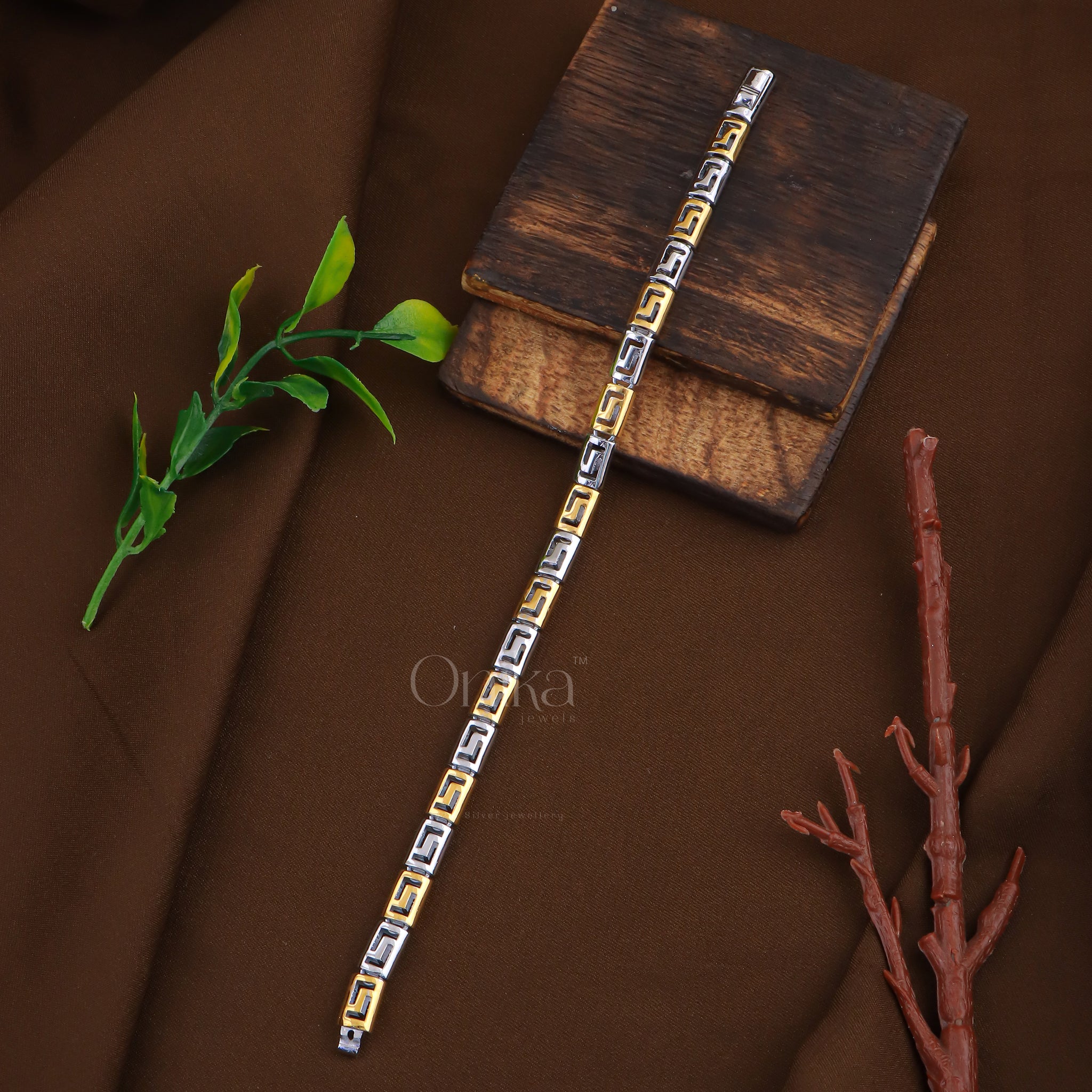 PURE SILVER MENS BRACELETE